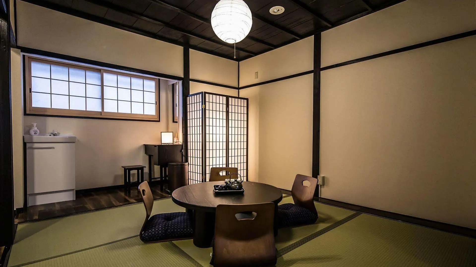 Holiday home Kyo Oyado Kokotomaro Villa Kyoto Japan